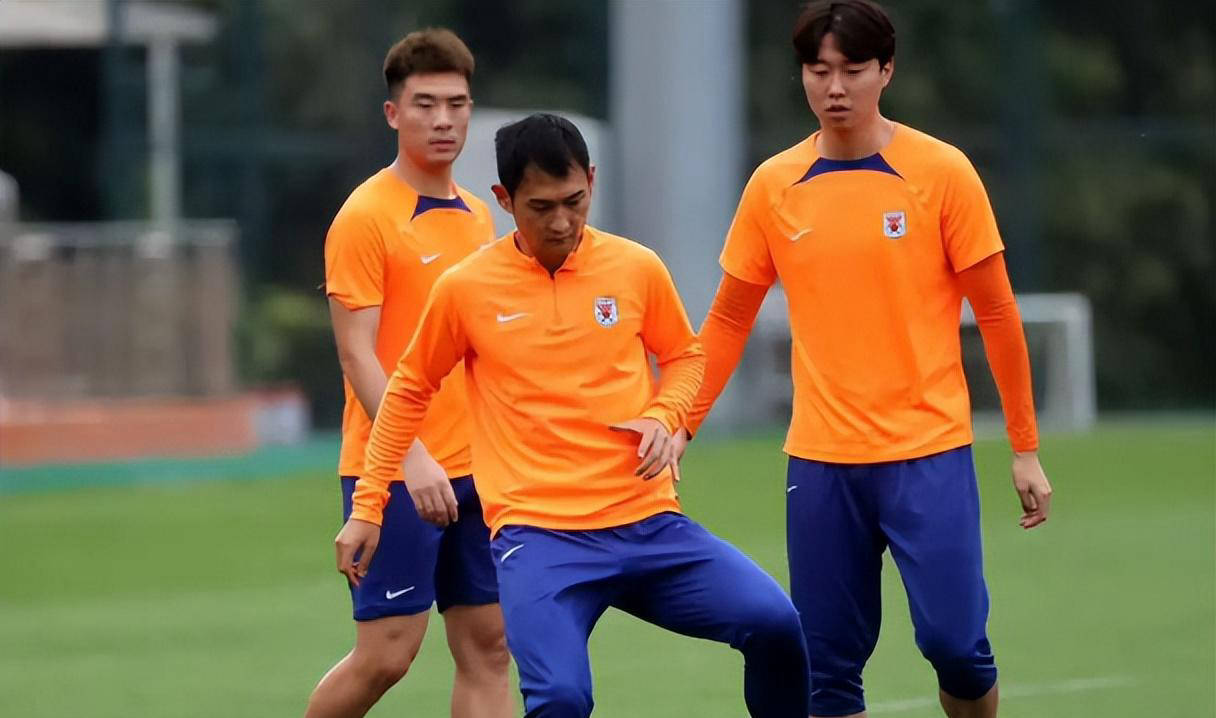 保级前景愈, 提前退役似