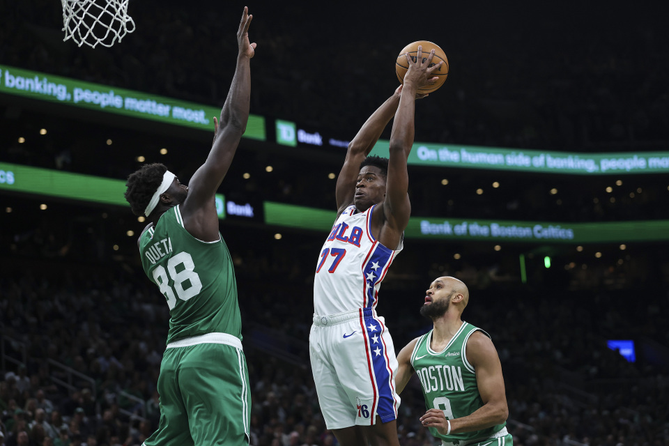 纷调侃与吐 纷调侃与吐