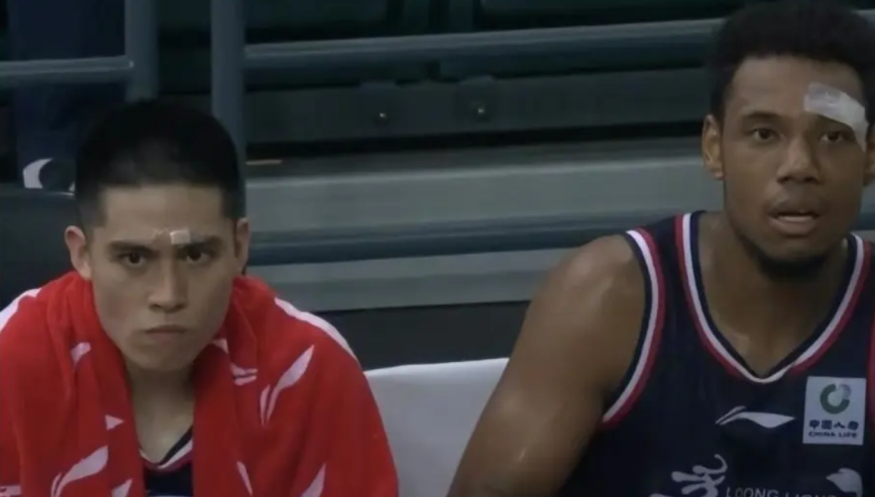 分钟登场时, 场分别是 分钟登场时, 场分别是